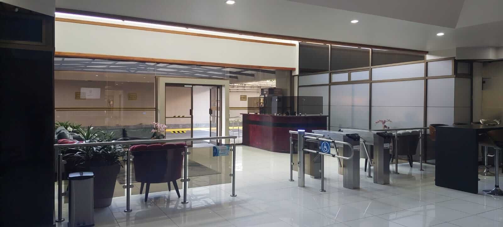 LobbyFix Oficentro – control de acceso con IA